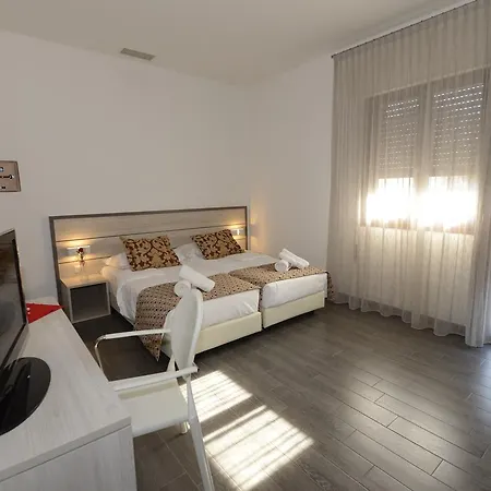 Bb Venice Cinzias' 4* 마르게라